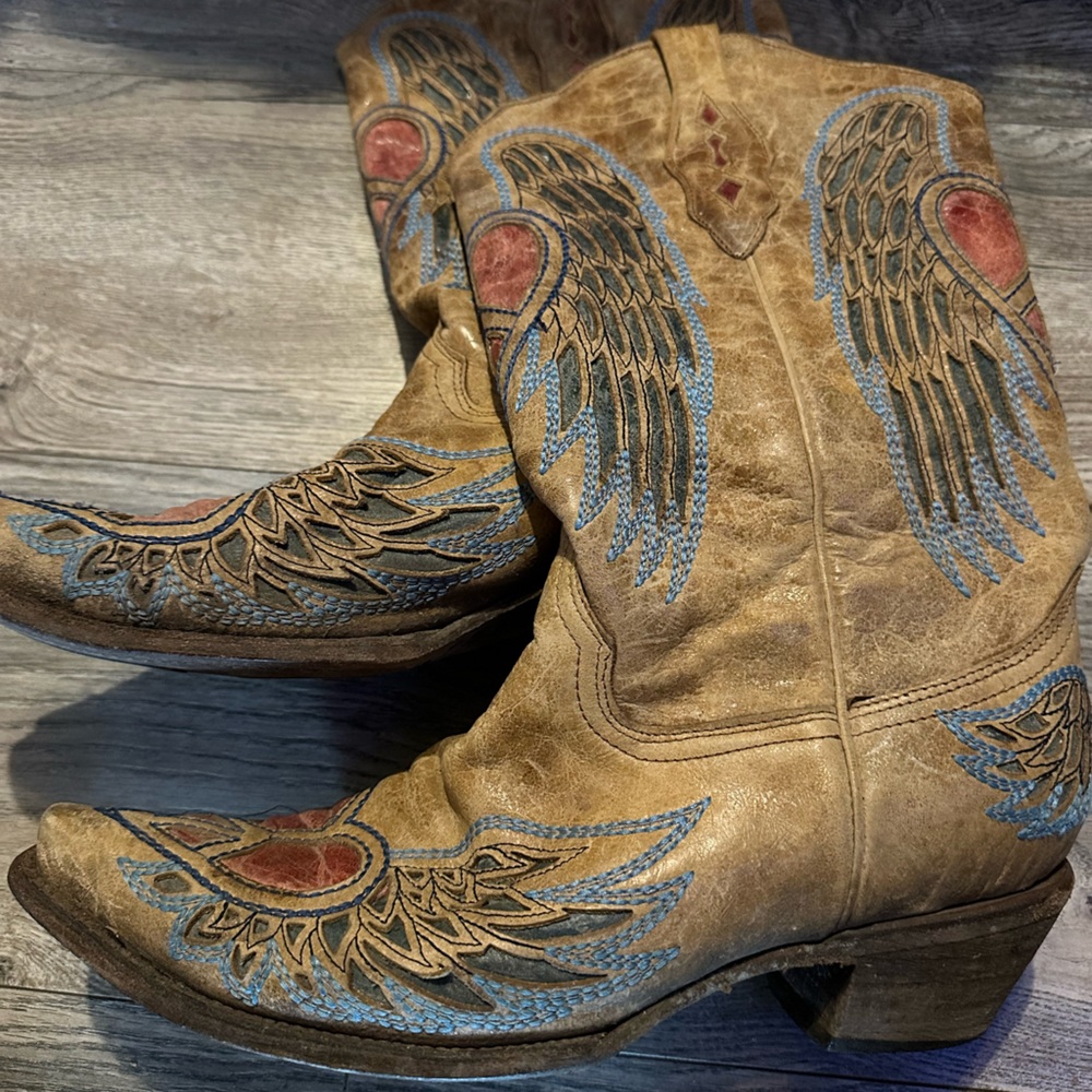 Women’s corral boots